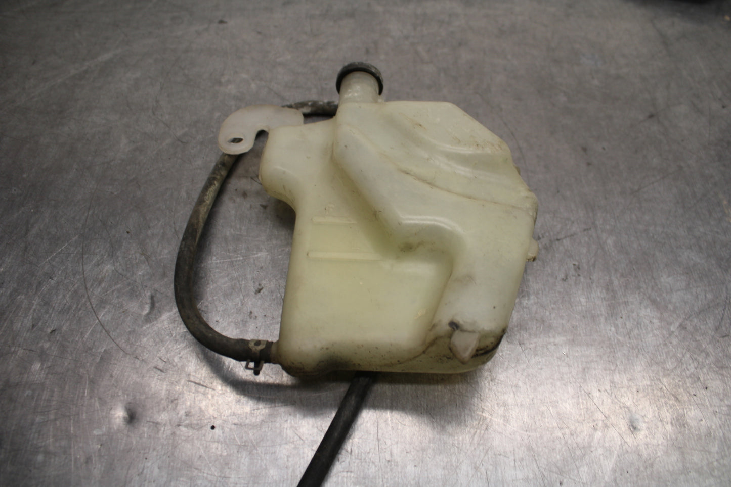 03 SUZUKI SV650S COOLANT WATER TANK RESERVOIR BOTTLE BB130