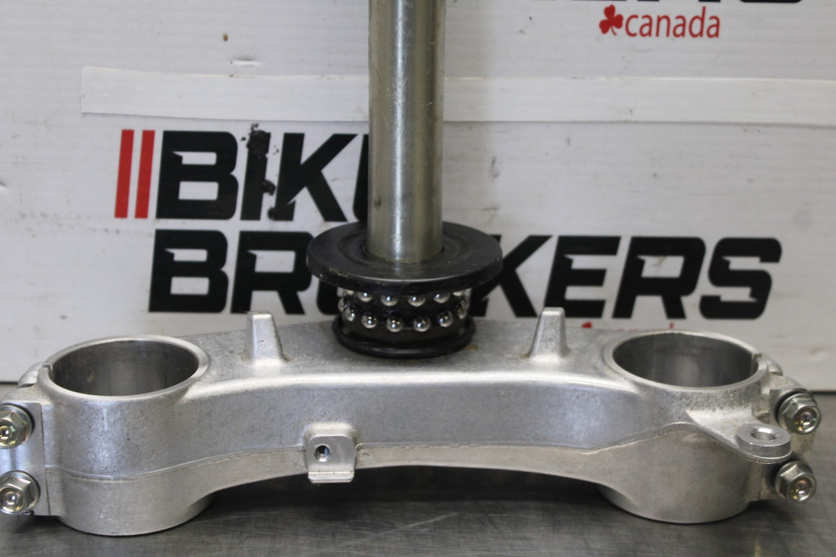15-26 SUZUKI GSXR600 FRONT FORKS CLAMP LOWER TRIPLE TREE STEM BB888