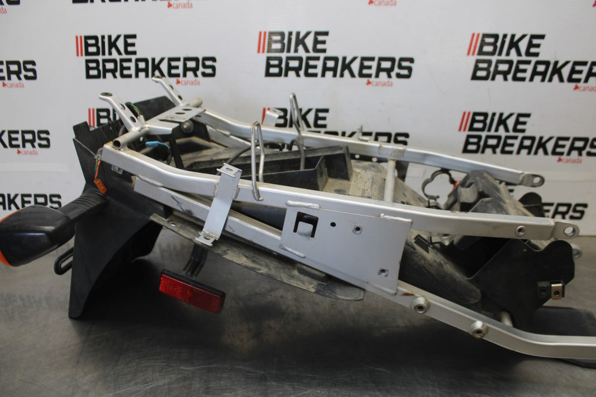 98-05 HONDA SUPER HAWK 1000 VTR1000F REAR SUBFRAME BACK SUB FRAME BB924