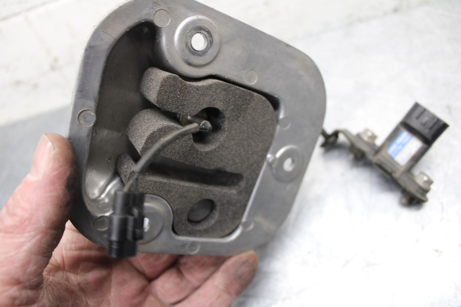 03 KAWASAKI ZX12R  MAP MASS AIR FLOW PRESSURE SENSOR BB472