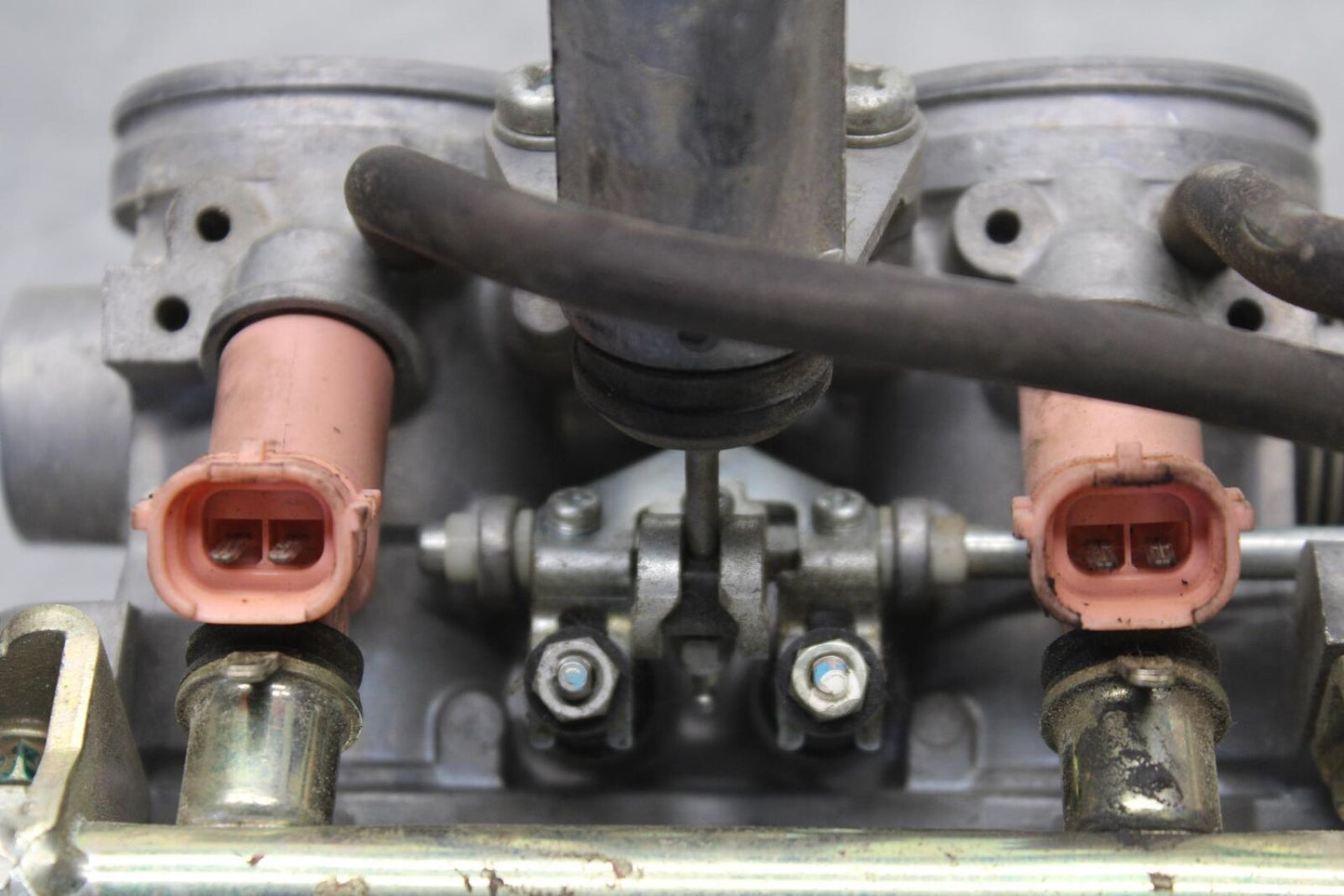 03-04 HONDA CBR600RR MAIN FUEL INJECTORS / THROTTLE BODIES 16400-MEE-672 BB637