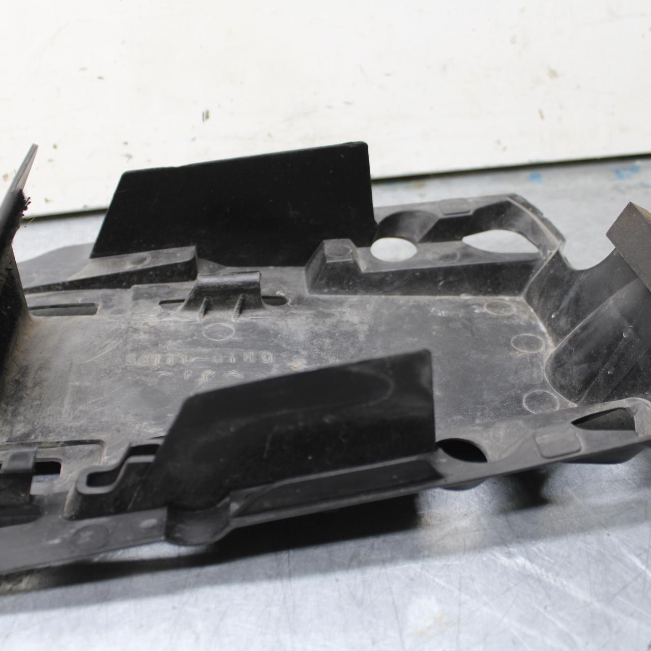 06-07 SUZUKI GSXR750 REAR BACK TAIL UNDERTAIL BATTERY TRAY PLASTIC BB645