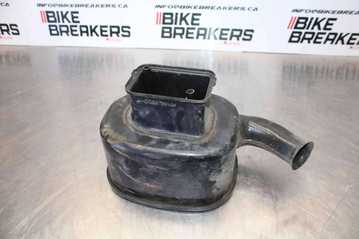 76-77 HONDA GOLDWING 1000 AIR CLEANER FILTER BOX / K&N FILTER BB171