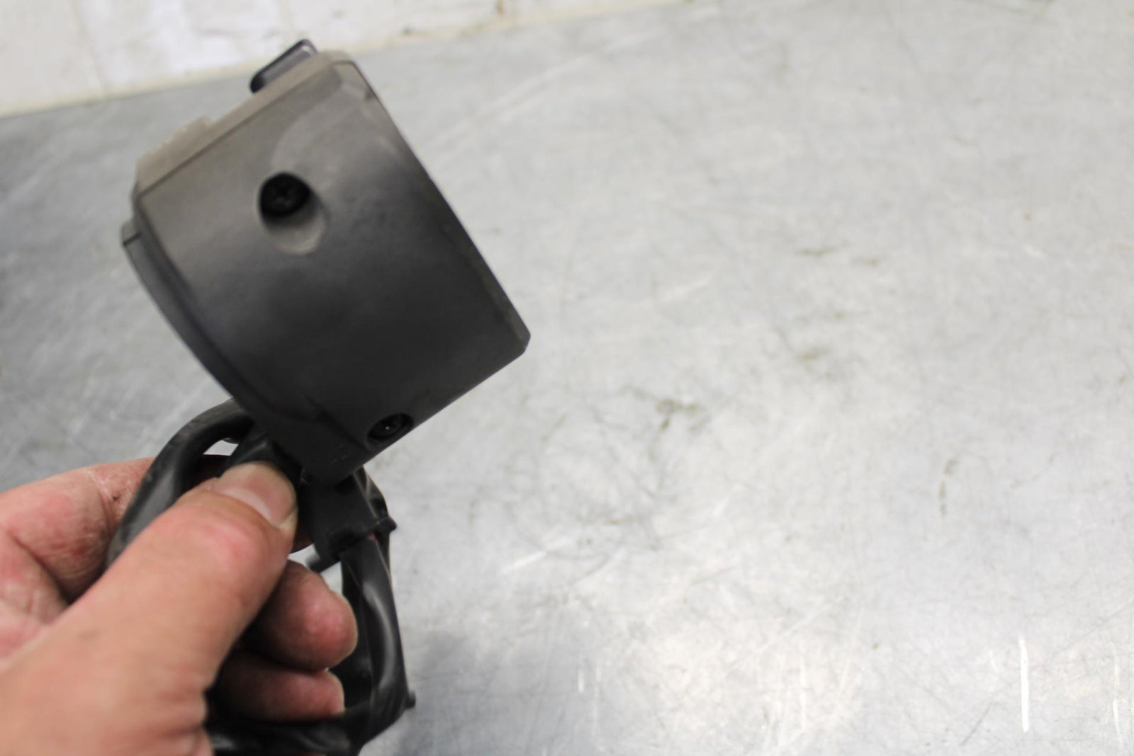 2008 Kawasaki Ninja ZX10R ZX1000E LEFT CLIP ON HANDLE HORN SIGNALS SWITCH BB524