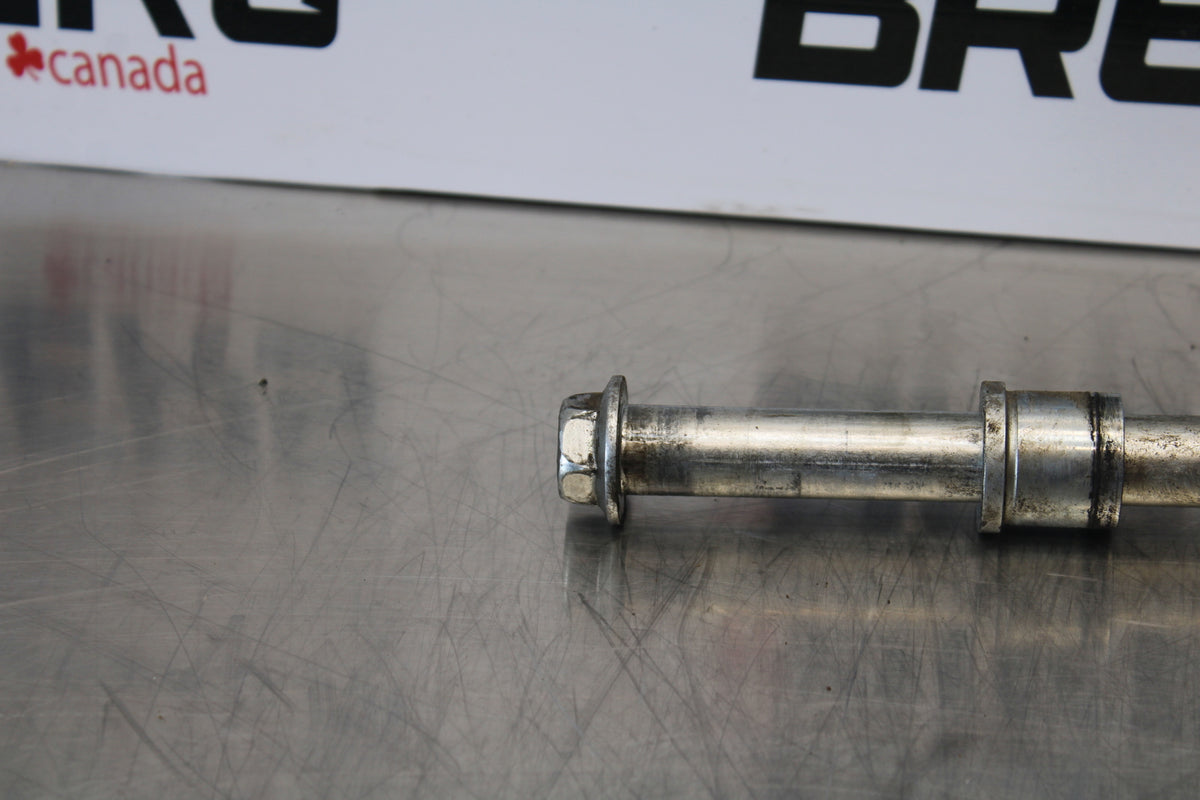 09-15 YAMAHA FZ6R FRONT WHEEL RIM AXLE PIVOT BOLT BB161