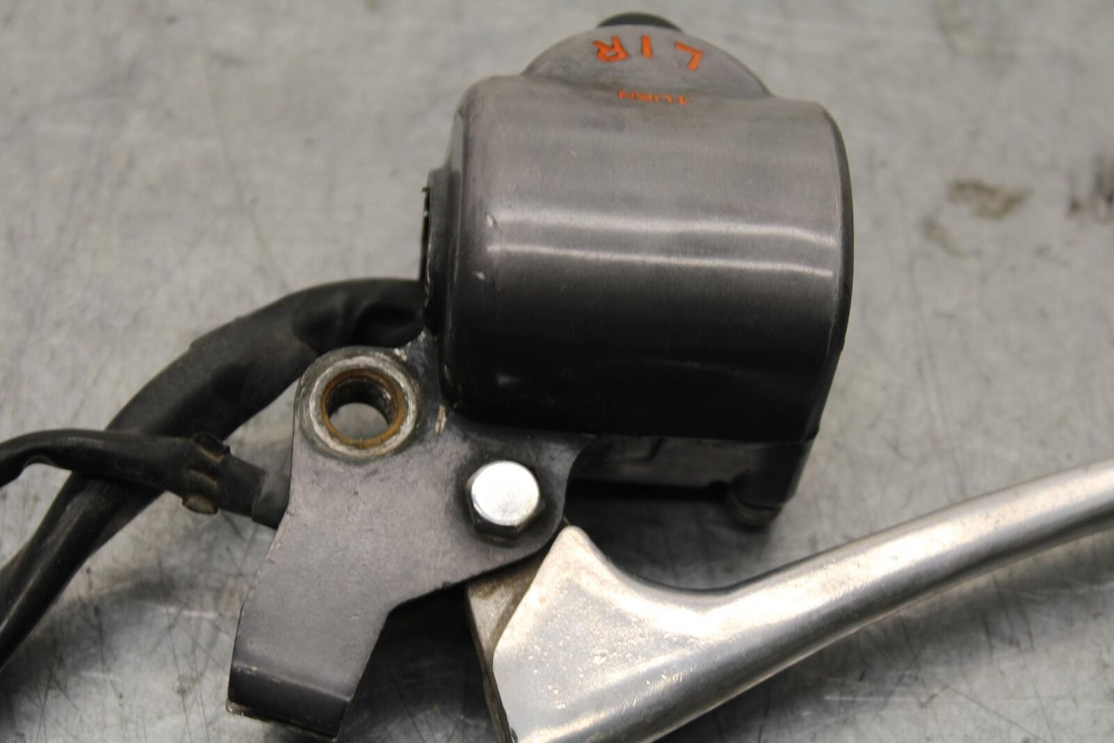 1977 Honda CB550K --- LEFT CLIP ON HANDLE HORN SIGNALS SWITCH  BB592