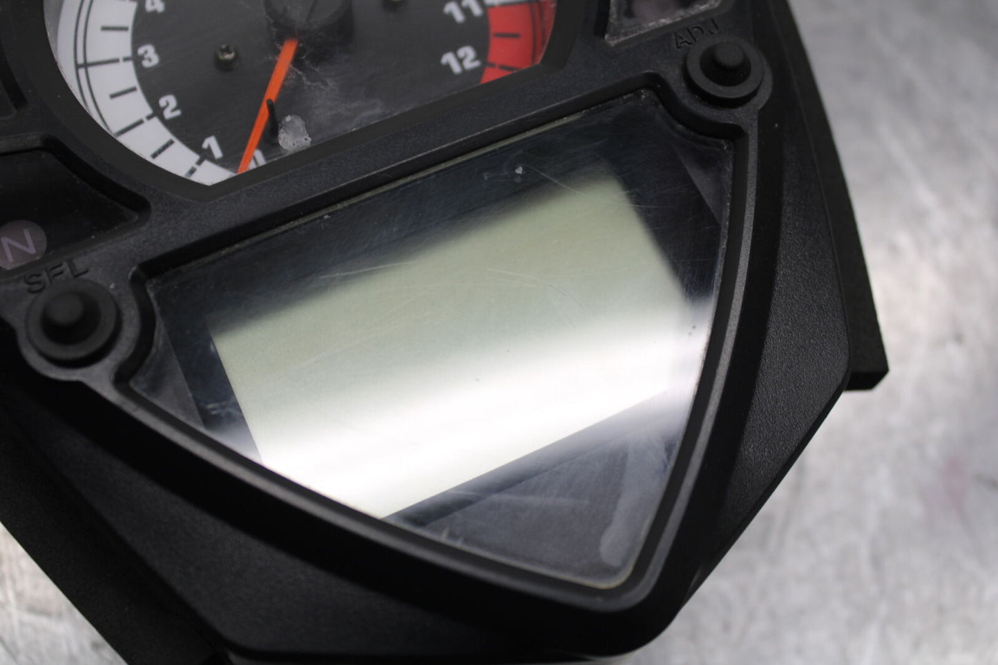 03-06 SUZUKI SV650 SPEEDO TACH GAUGES CLUSTER SPEEDOMETER TACHOMETER BB392