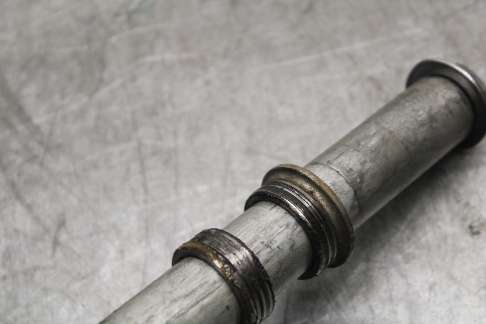 17-21 HONDA CBR1000RR SP FRONT WHEEL RIM AXLE PIVOT BOLT BB681