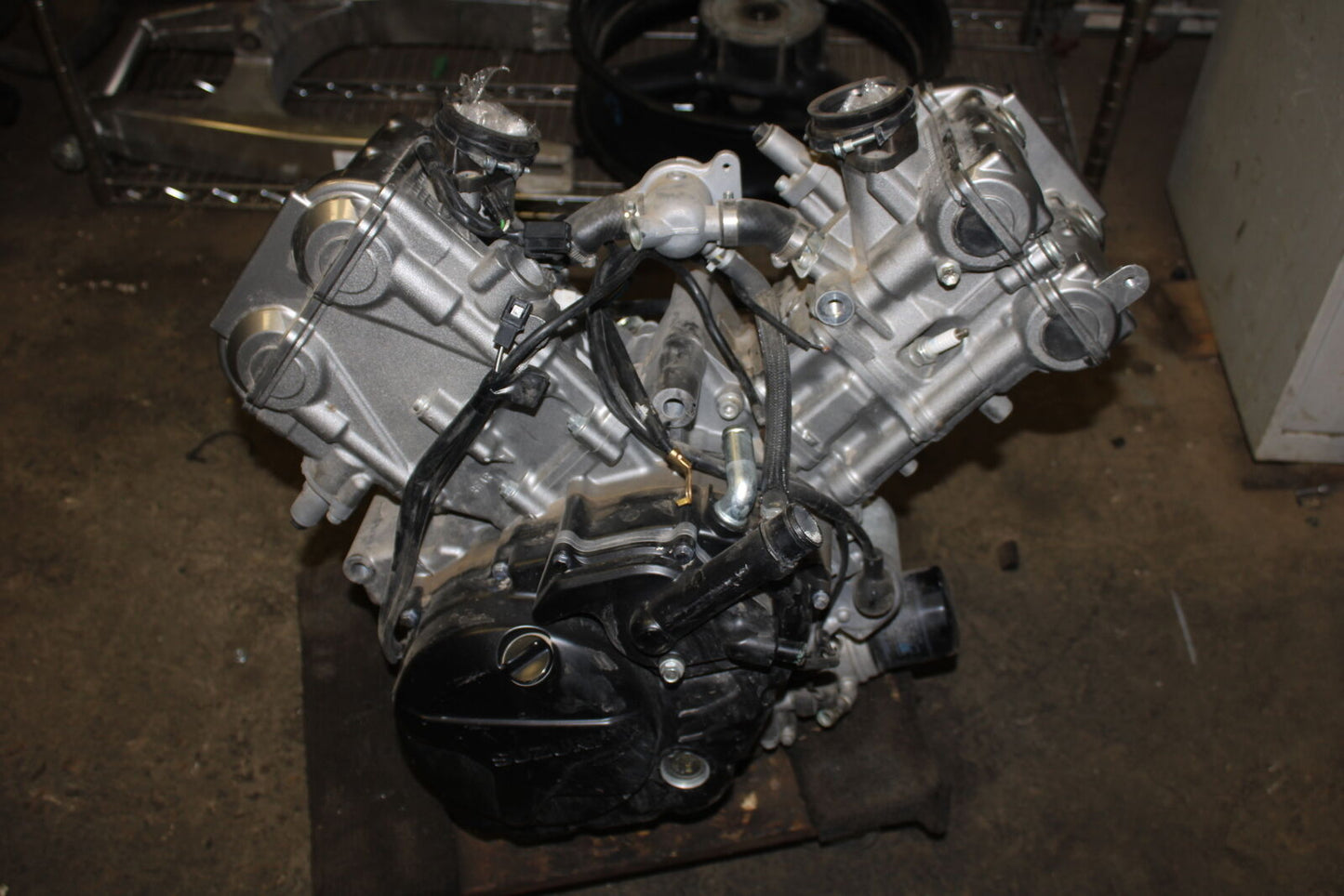 18-24 SUZUKI SV650 ENGINE MOTOR BB512