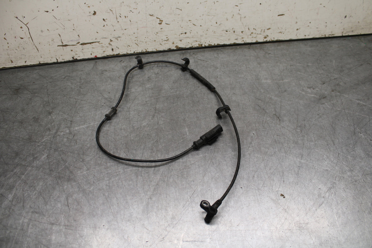 24-25 KAWASAKI NINJA ZX6R FRONT ABS BRAKE SENSOR BB726