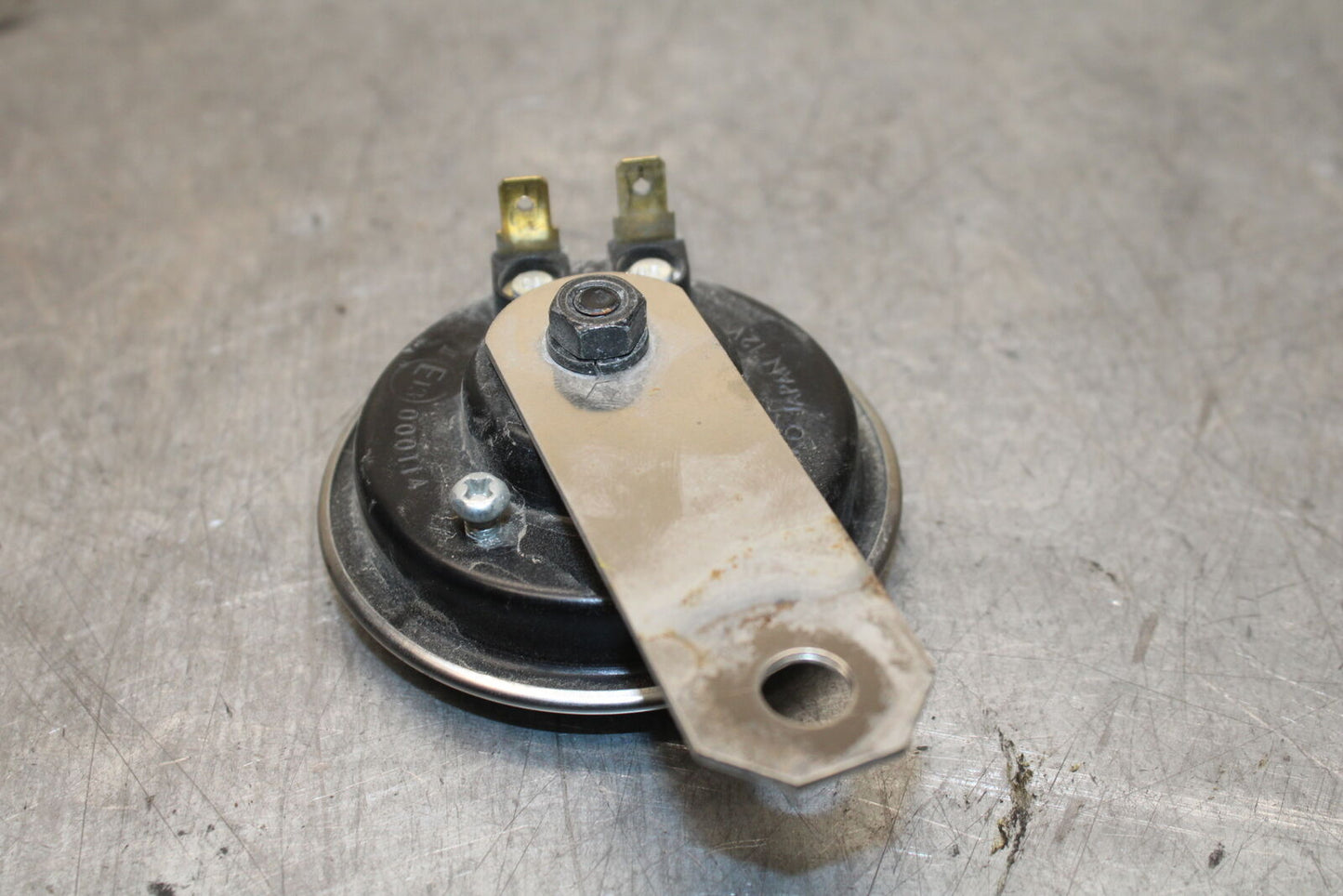 17-24 YAMAHA BOLT XVS950 HORN SIGNAL BB729