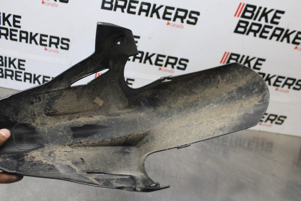 24-25 KAWASAKI NINJA 500 ABS FRONT WHEEL FENDER COWL FAIRING BB899