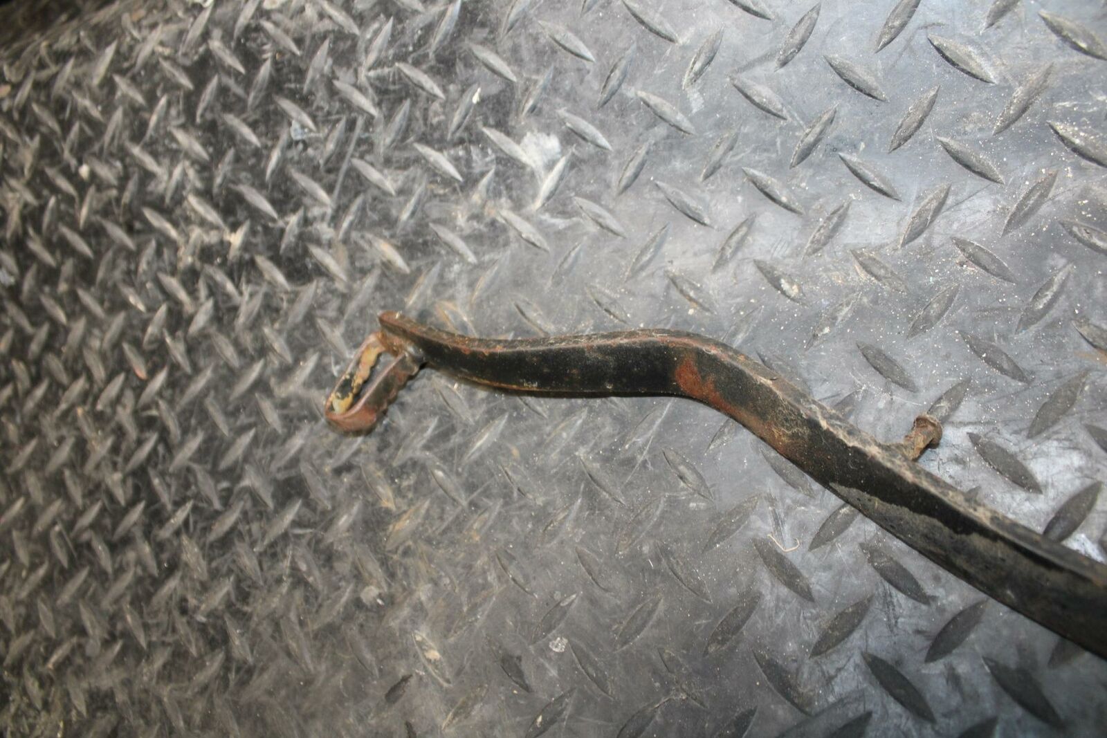 85-86 SUZUKI QUADRACER 250 RIGHT REARSET BRAKE FOOT PEDAL BB210