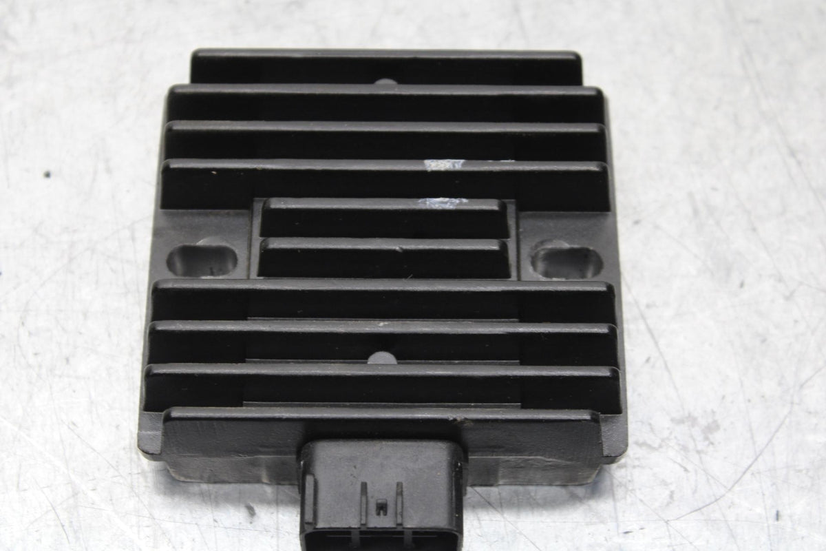 2007 Yamaha YZF R6 RECTIFIER VOLTAGE REGULATOR 4XY-81960-00-00 BB590