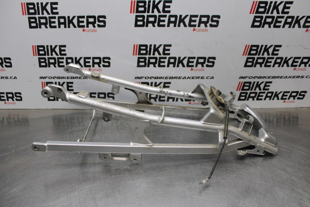 03-05 SUZUKI SV1000 REAR SUBFRAME BACK SUB FRAME BB405