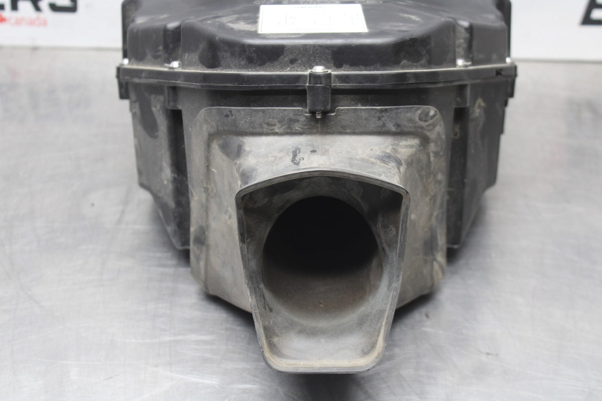 20 TRIUMPH STREET TRIPLE 765 AIRBOX AIR INTAKE FILTER BOX BB864