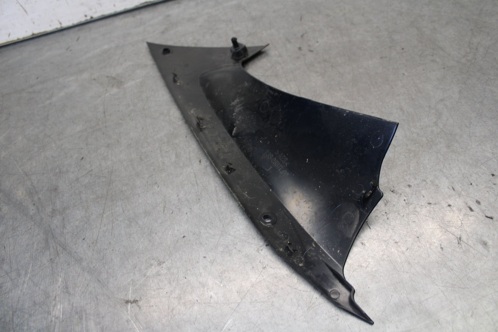 08-16 YAMAHA YZF R6 LEFT FRONT DUCT COVER PANEL COWL 13S-2837L-00-00 BB665