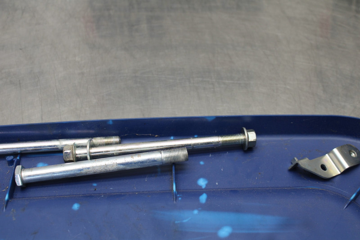 23-24 YAMAHA MT-07 MOUNTING BOLTS HARDWARE MOTOR SCREWS BB194