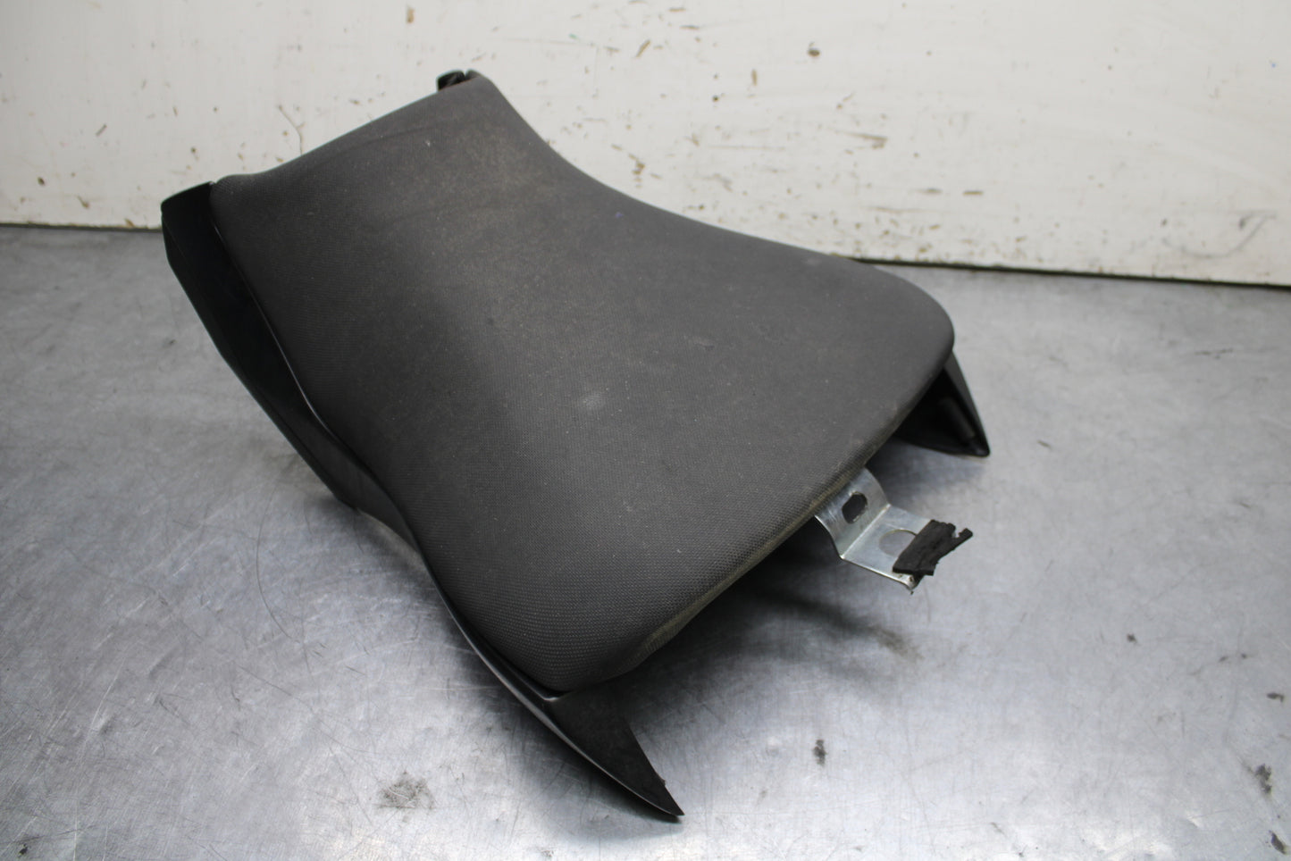 14-15 KAWASAKI NINJA 650 EX650F ABS FRONT DRIVERS SEAT PAD SADDLE PILLION BB741