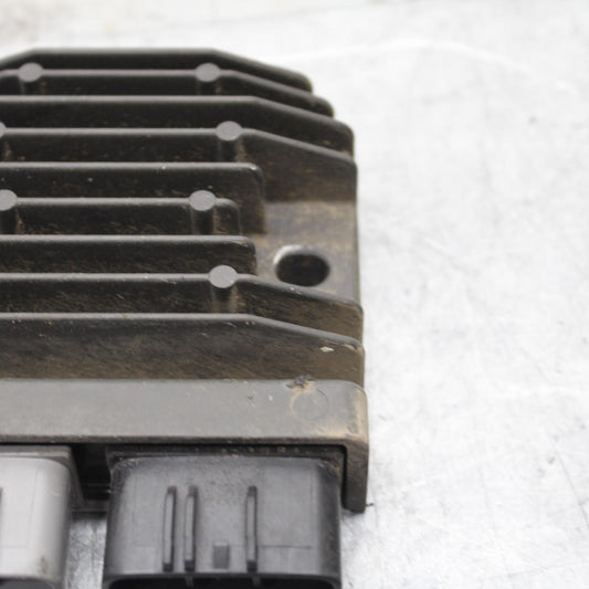 2015 Yamaha FZ09 RECTIFIER VOLTAGE REGULATOR 1D7-81960-01-00 BB54
