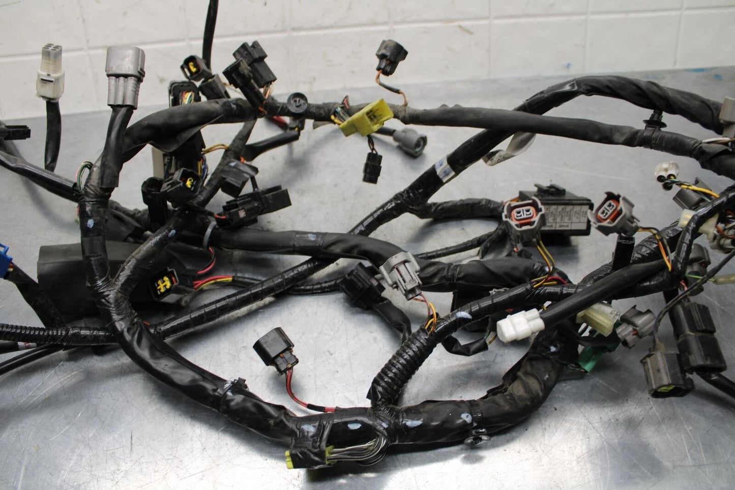 2008 Suzuki GSXR600 MAIN ENGINE WIRING HARNESS MOTOR WIRE 36610-37H30 BB593
