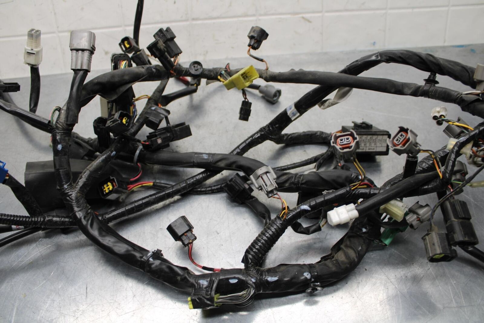 2008 Suzuki GSXR600 MAIN ENGINE WIRING HARNESS MOTOR WIRE 36610-37H30 BB593