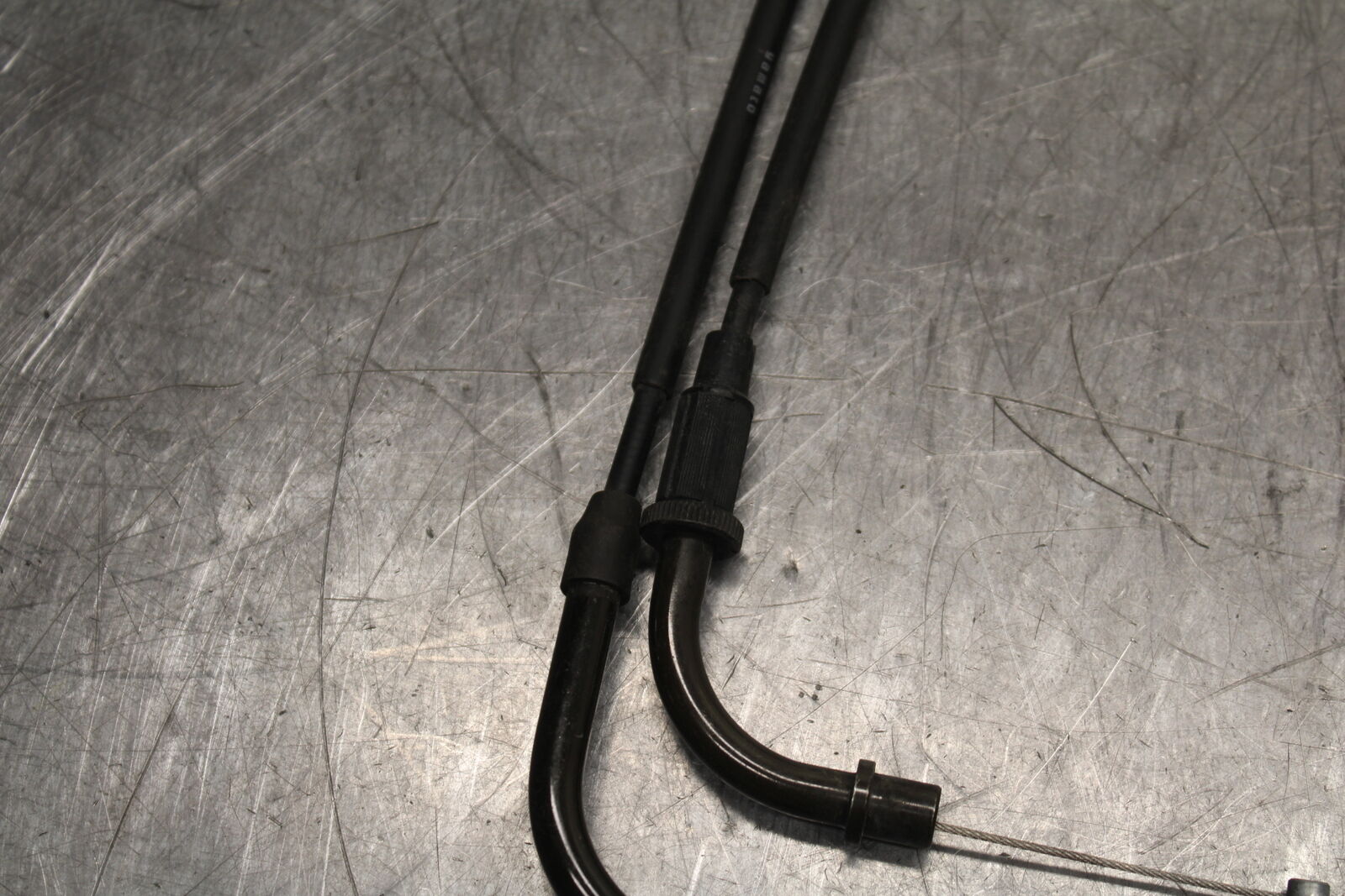 06-07 SUZUKI GSXR750 THROTTLE CABLES LINES BB110