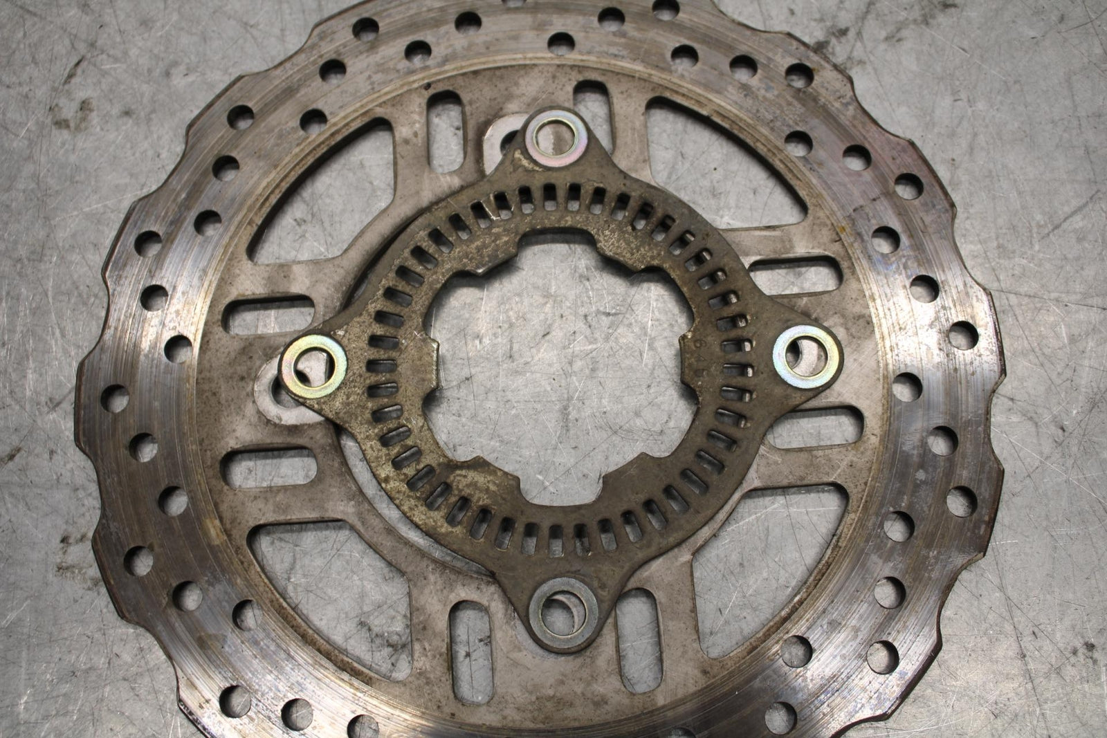 17 KAWASAKI Z900 ZR900 REAR ROTOR BACK BRAKE DISC ABS RING BB549