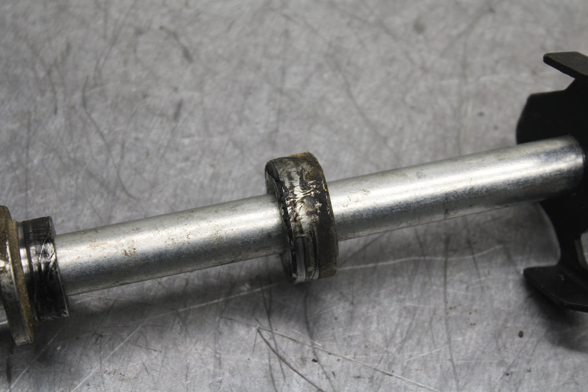 18-23 KAWASAKI NINJA 400 EX400 ABS REAR AXLE BACK WHEEL PIVOT BOLT AXEL BB747
