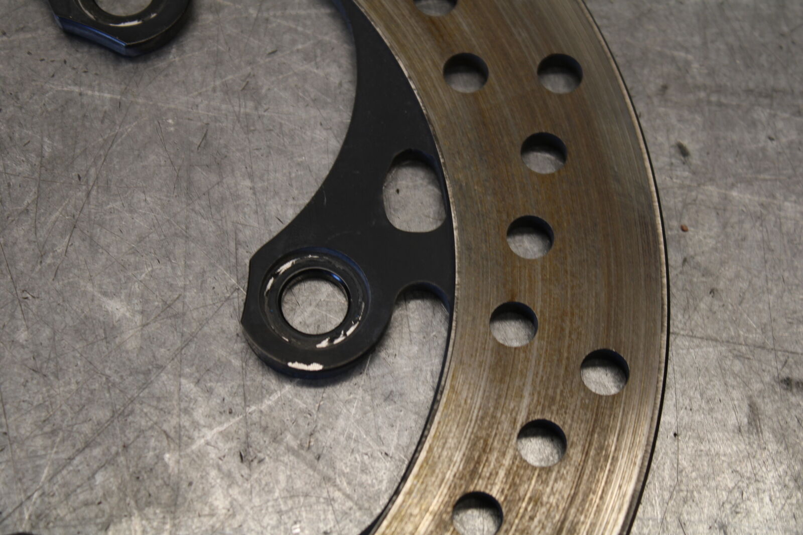 11-24 SUZUKI GSXR750 REAR ROTOR BACK BRAKE DISC BB687