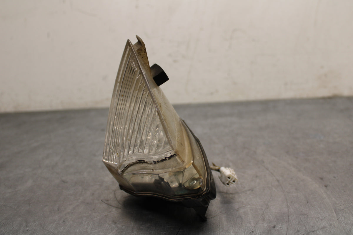 04-05 YAMAHA YZF R1 REAR TAIL TAILLIGHT BACK BRAKE LIGHT BB131