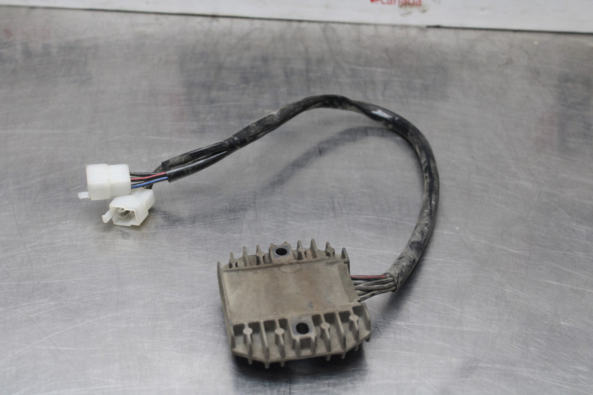 05-06 KAWASAKI NINJA ZX6R RECTIFIER VOLTAGE REGULATOR BB877