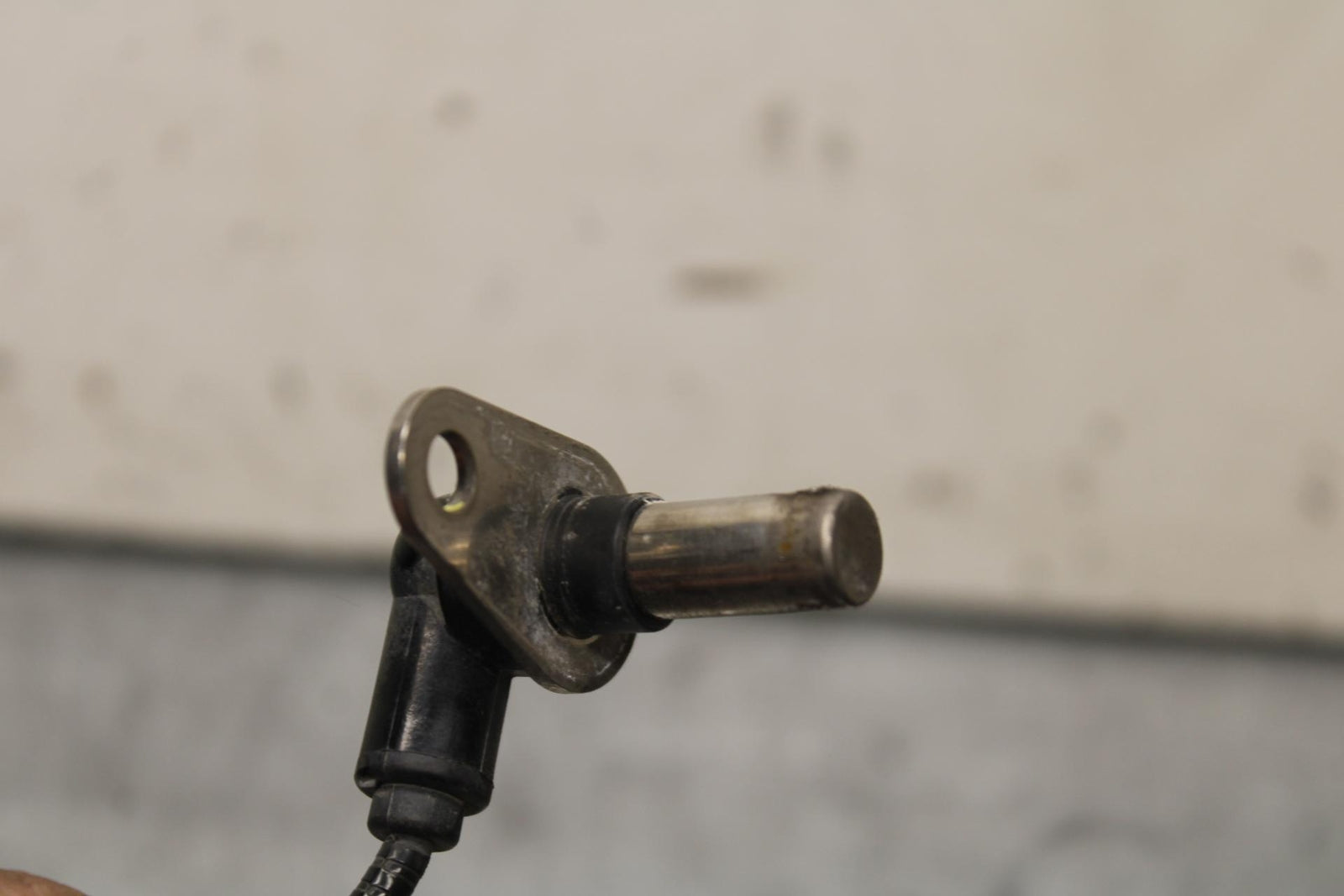 15-16 KAWASAKI EX300 REAR ABS BRAKE SENSOR BB635