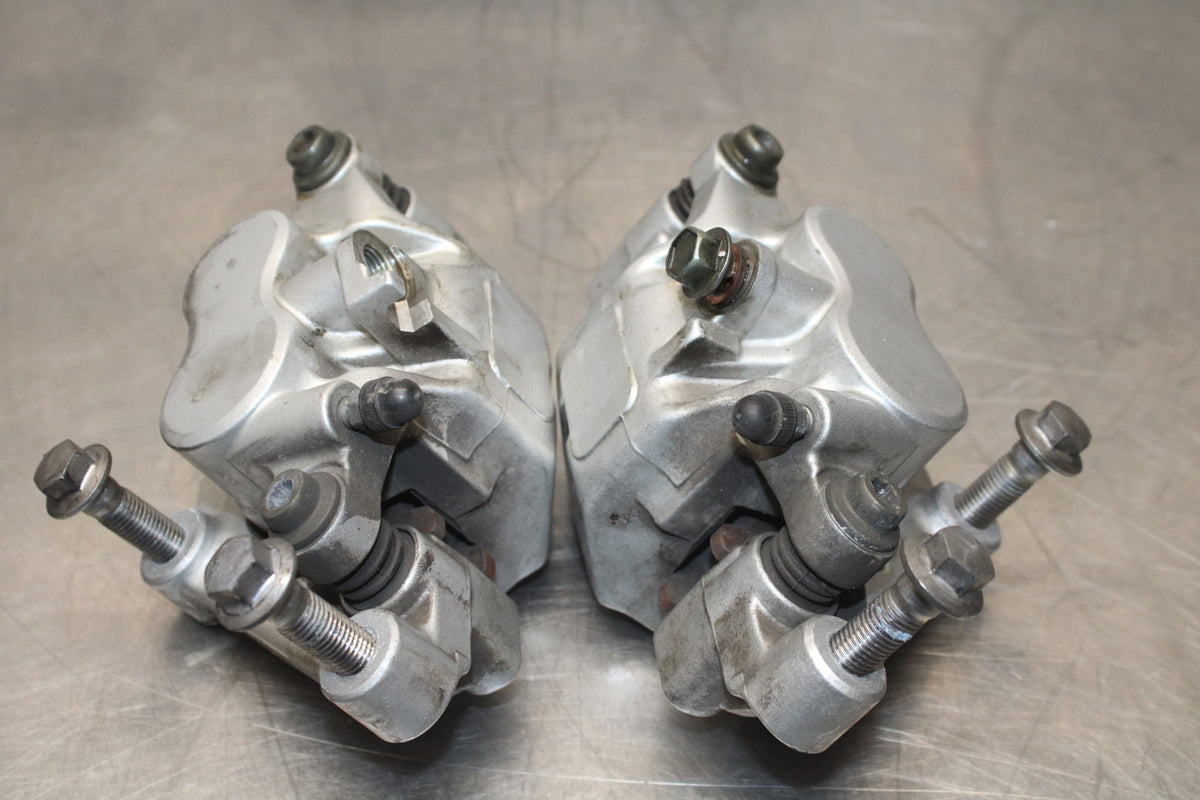 99-09 YAMAHA V STAR 1100 RIGHT LEFT FRONT BRAKE CALIPER SET PAIR CALIPERS BB853