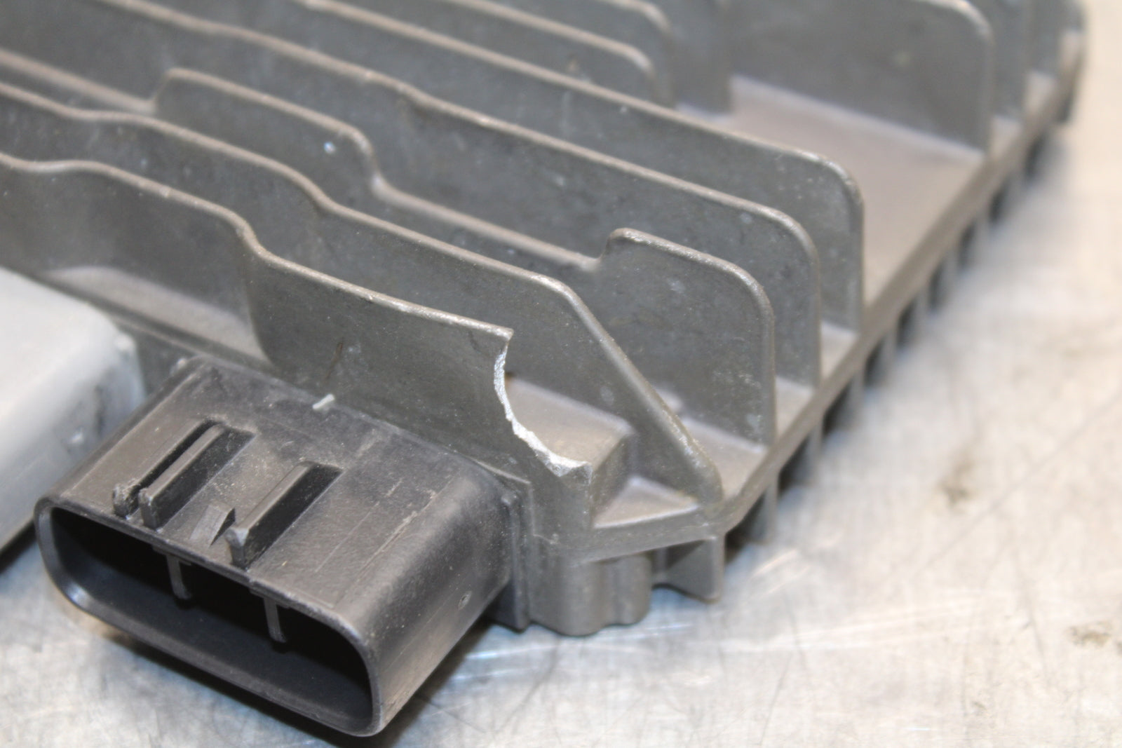 13-17 KAWASAKI NINJA ZX6R ZX636E RECTIFIER VOLTAGE REGULATOR BB735