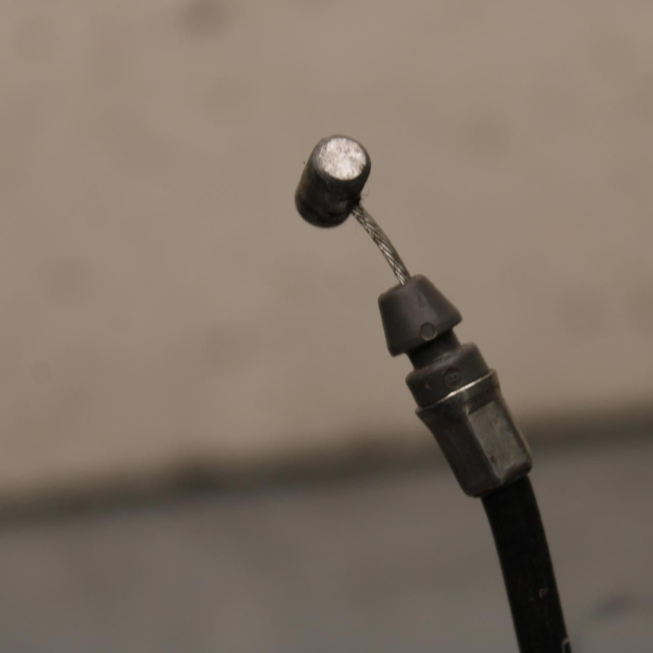 21 KAWASAKI NINJA ZX6R REAR PASSENGER SEAT LATCH LOCK ASSEMBLY BB647