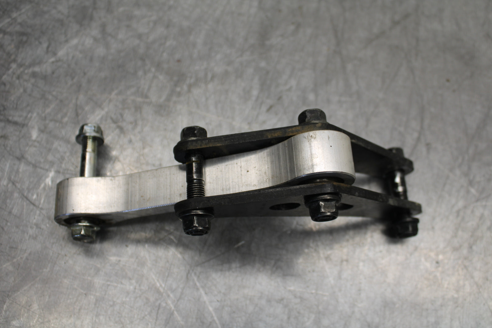 22-24 YAMAHA XSR900 REAR DOGBONE SHOCK LINKAGE LINK BB710