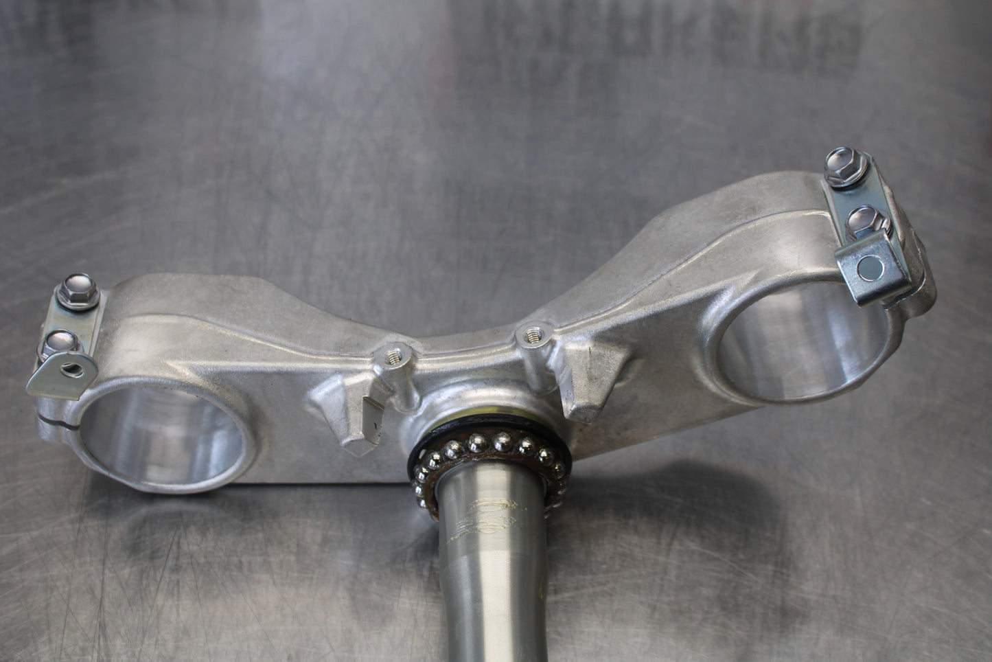 23-24 KAWASAKI NINJA ZX14R NEW!! FRONT FORKS CLAMP LOWER TRIPLE TREE STEM BB169