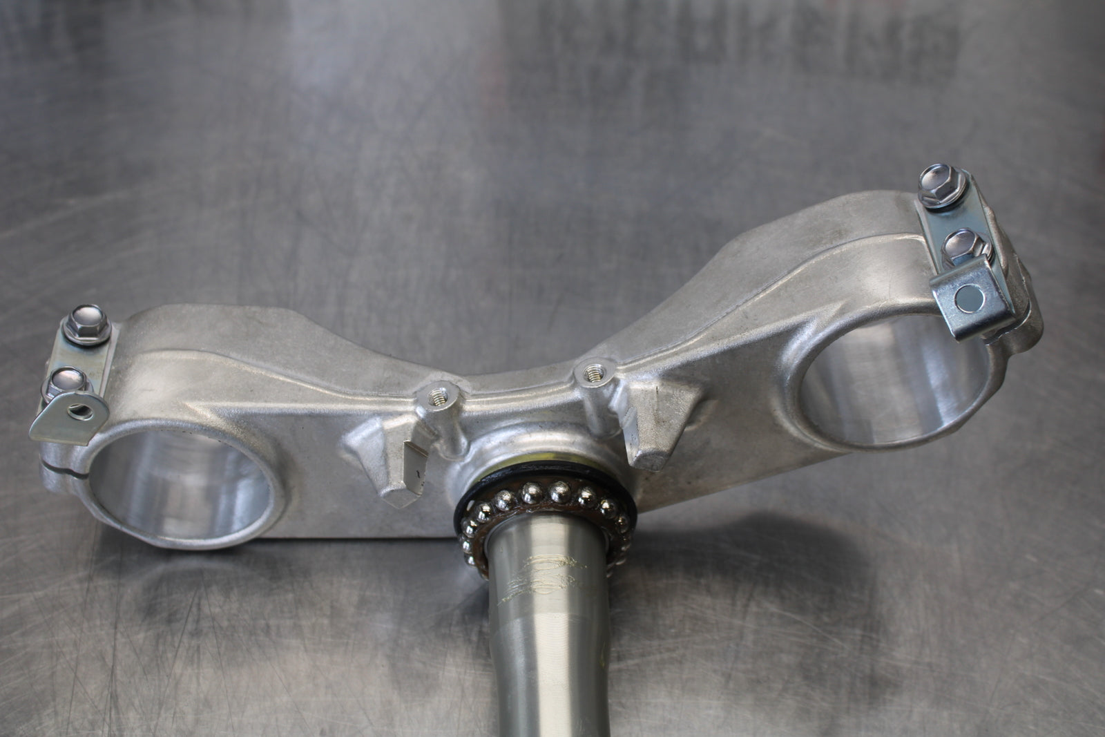 23-24 KAWASAKI NINJA ZX14R NEW!! FRONT FORKS CLAMP LOWER TRIPLE TREE STEM BB169