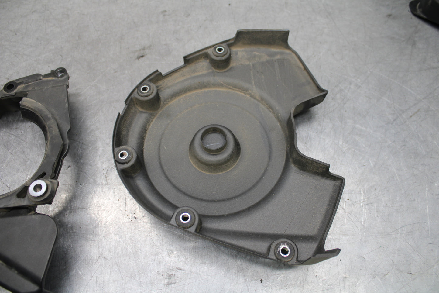 17-24 YAMAHA BOLT XVS950 ENGINE SPROCKET COVER BB729