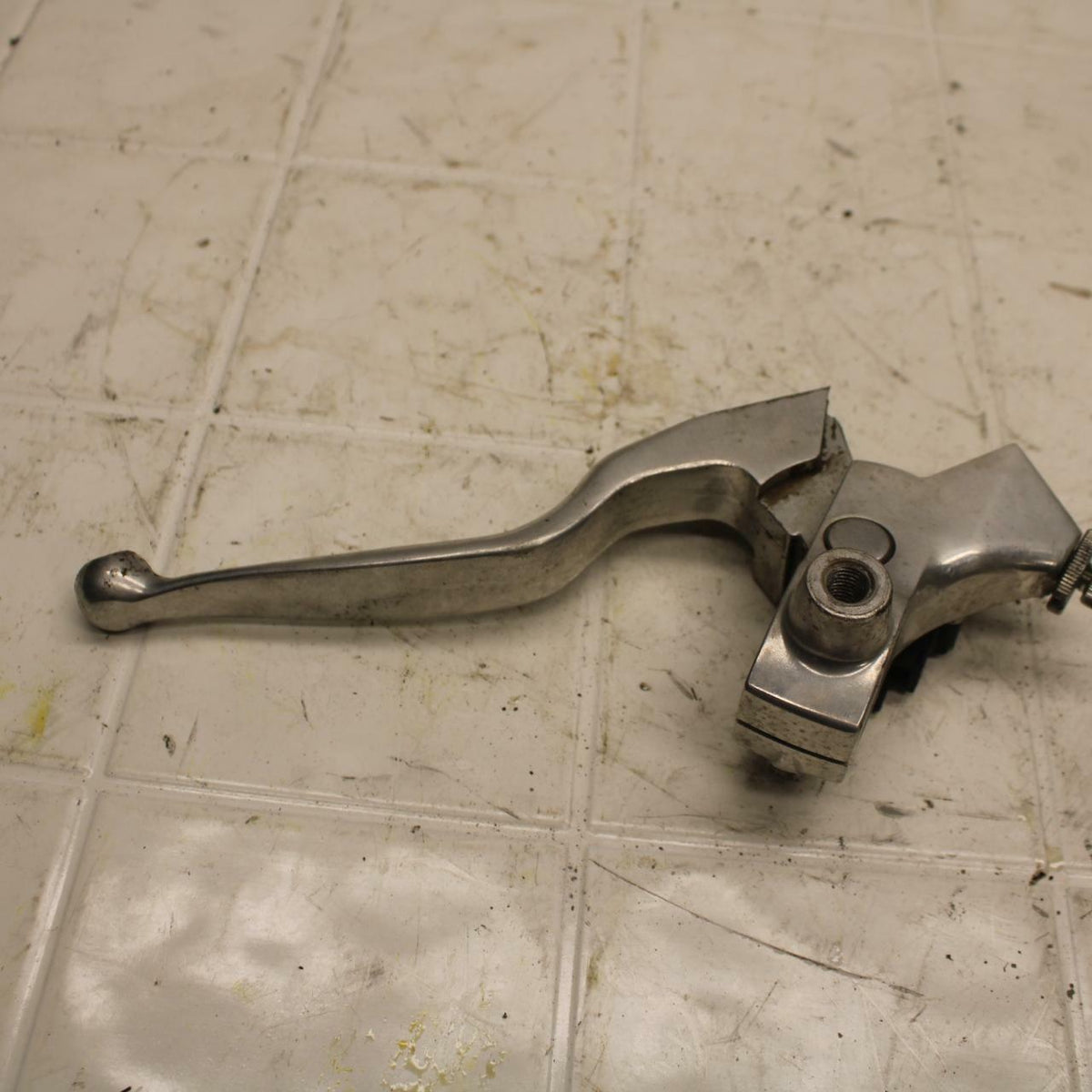 07-08 YAMAHA V STAR 1100 CLUTCH PERCH MOUNT WITH LEVER  BB404