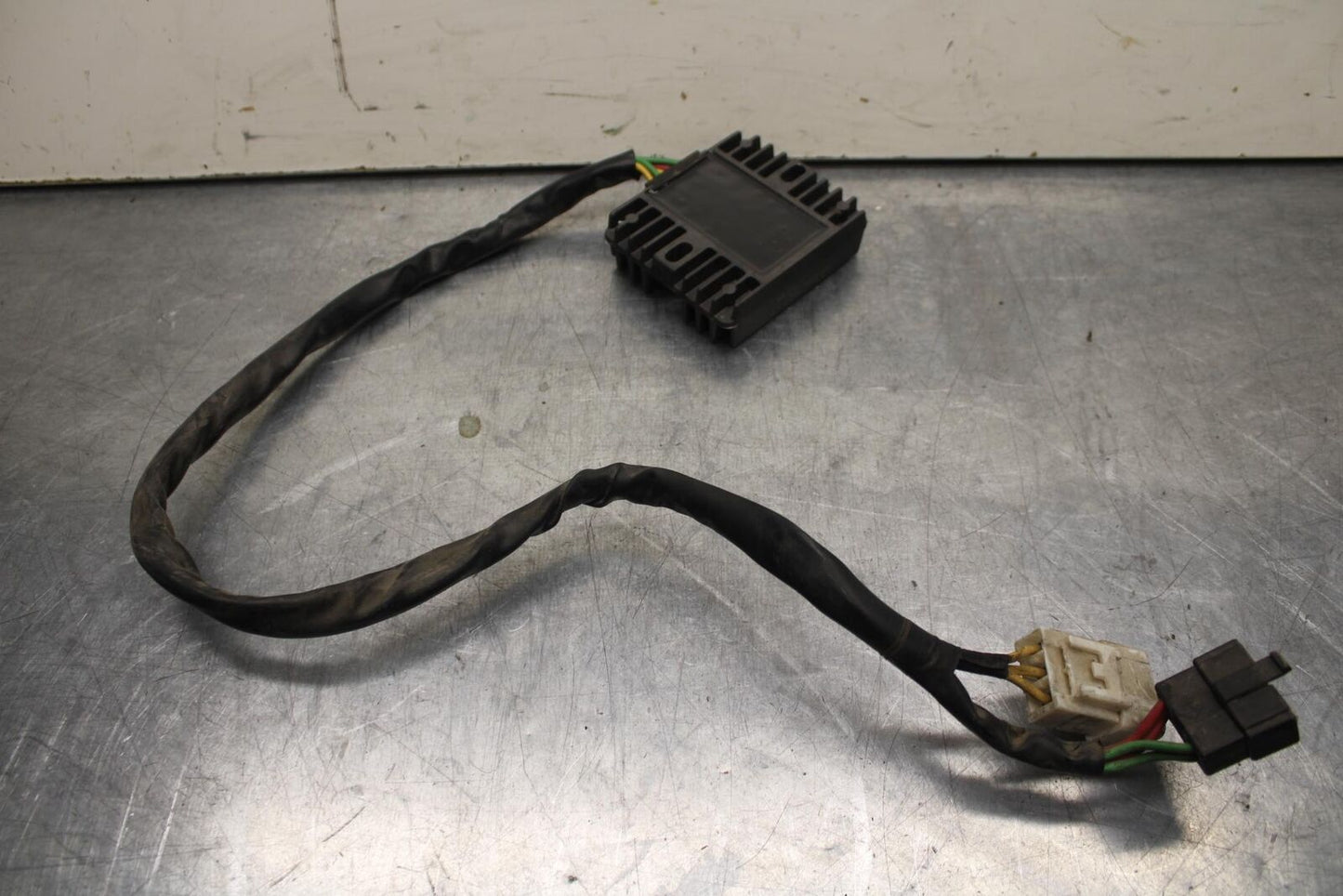 2004 Honda CBR600F4i RECTIFIER VOLTAGE REGULATOR 31600-MBW-D21 BB606