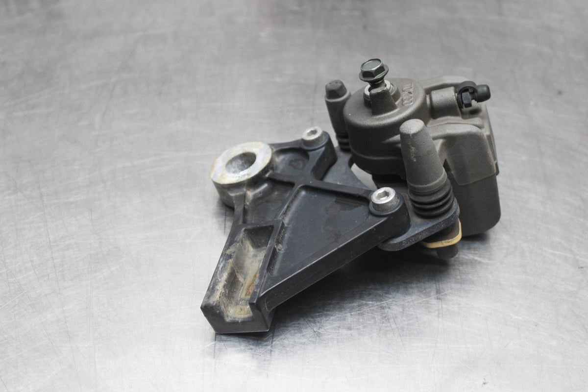 07 KAWASAKI NINJA 650 EX650 REAR BACK BRAKE CALIPER W MOUNT BRACKET BB844