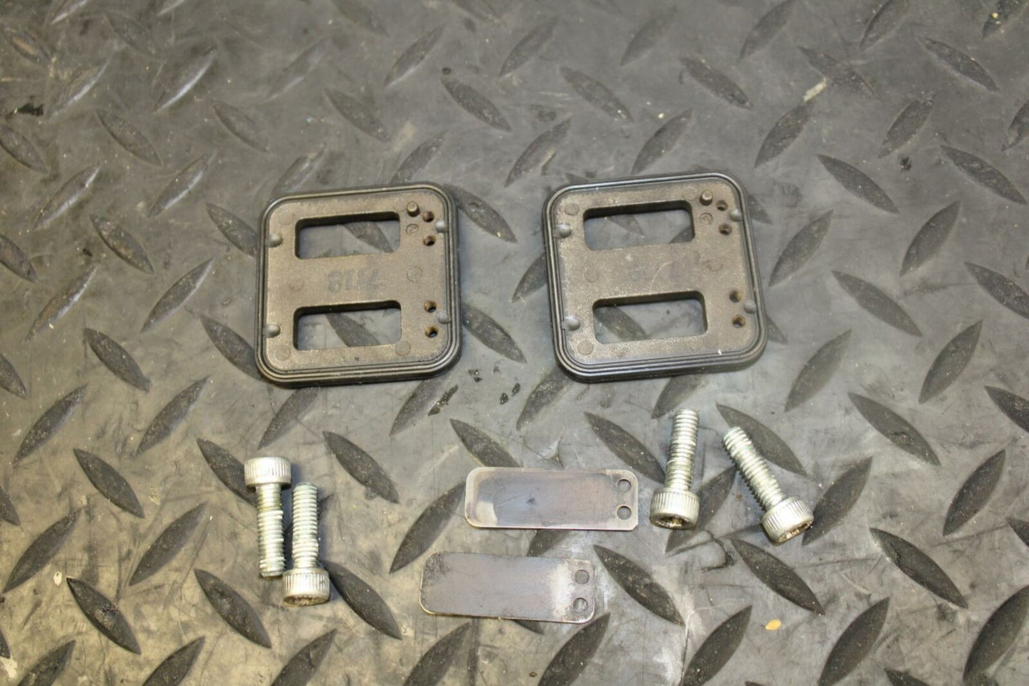 07 YAMAHA YZF R1 AFTERMARKET CYLINDER HEAD COVER VENT COVERS BB191