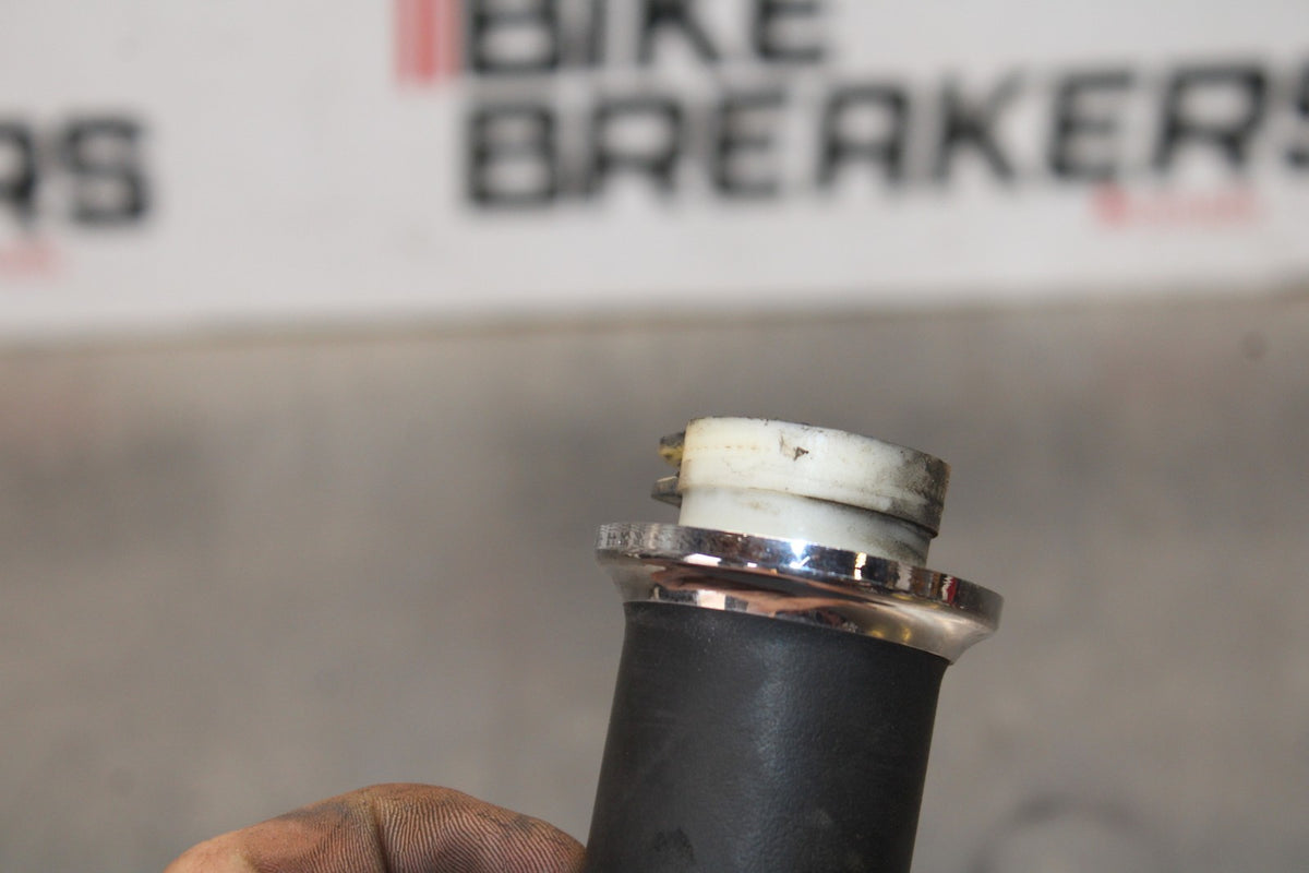 03 HONDA SHADOW SPIRIT 750 VT750DC RIGHT THROTTLE TUBE / GRIP BB907