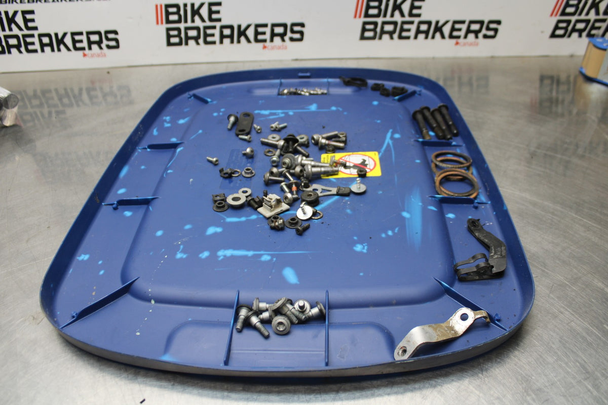 15-17 YAMAHA YZF R1 MOUNTING BOLTS HARDWARE MOTOR SCREWS BB190