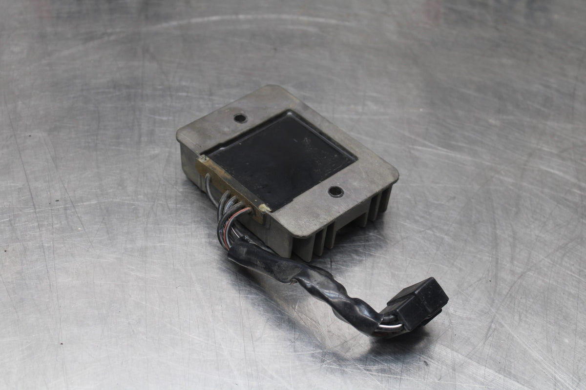 04-05 SUZUKI GSXR600 RECTIFIER VOLTAGE REGULATOR BB792