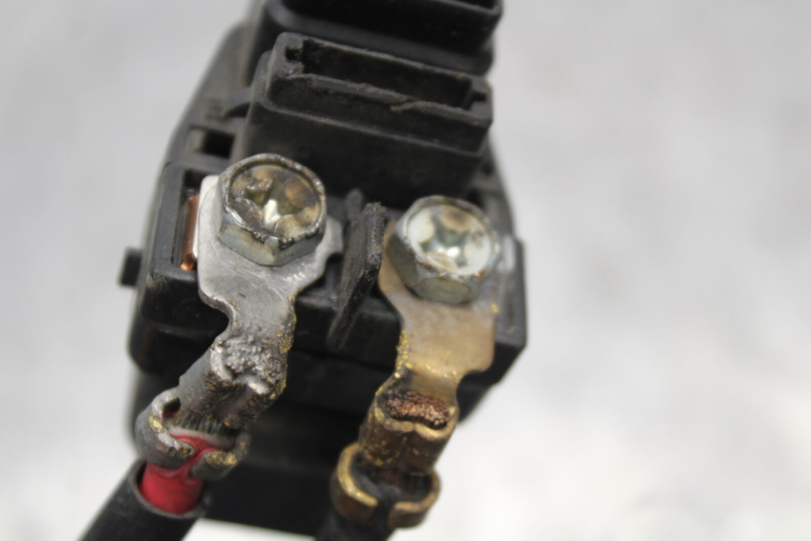 04-05 SUZUKI GSXR600 ENGINE STARTER RELAY STARTING SWITCH 31800-35F00  BB658