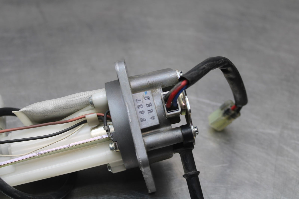 06 KAWASAKI NINJA 650 EX650 FUEL PUMP GAS PETROL SENDER UNIT BB823