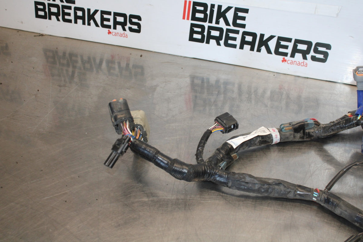 18 SUZUKI GSXR750 MAIN ENGINE WIRING HARNESS MOTOR WIRE LOOM BB891